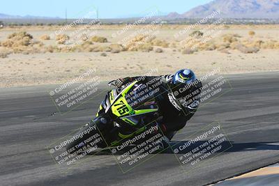 media/Jan-10-2025-CVMA Friday Practice (Fri) [[489e0da257]]/Group 4 and Trackday/Session 2 (Turn 4 Inside)/